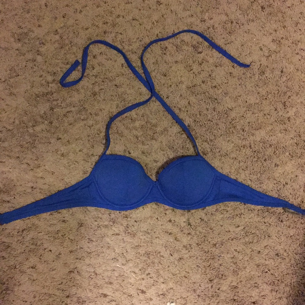 Victoria’s Secret bikini top